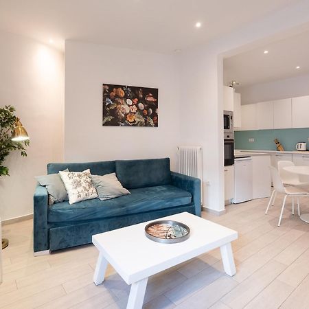 Stunning Cozy Apartment In Афины Экстерьер фото